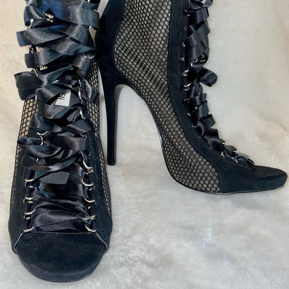 Steve Madden Fuego-Mesh Bootie Size 7 Mesh With B… - image 4